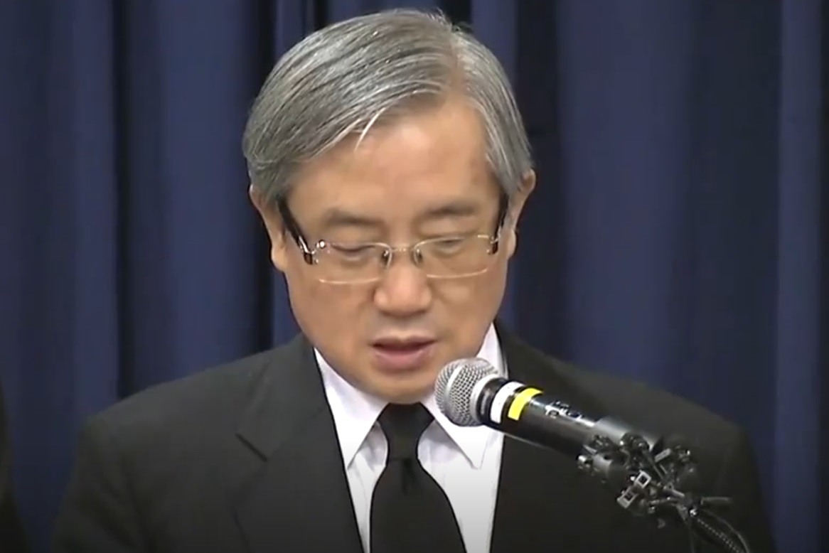 김성재 '김대중 평화센터' 상임이사는 이날 오전 신촌 세브란스 병원에서 이 여사의 유지를 발표했다. ⓒYTN뉴스 캡쳐