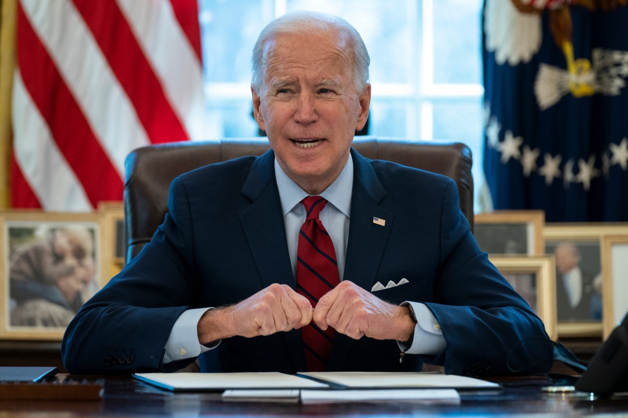 조 바이든 미국 대통령이 28일(현지시간) 백악관 집무실에서 의료 관련 발언을 하고 있다.ⓒap