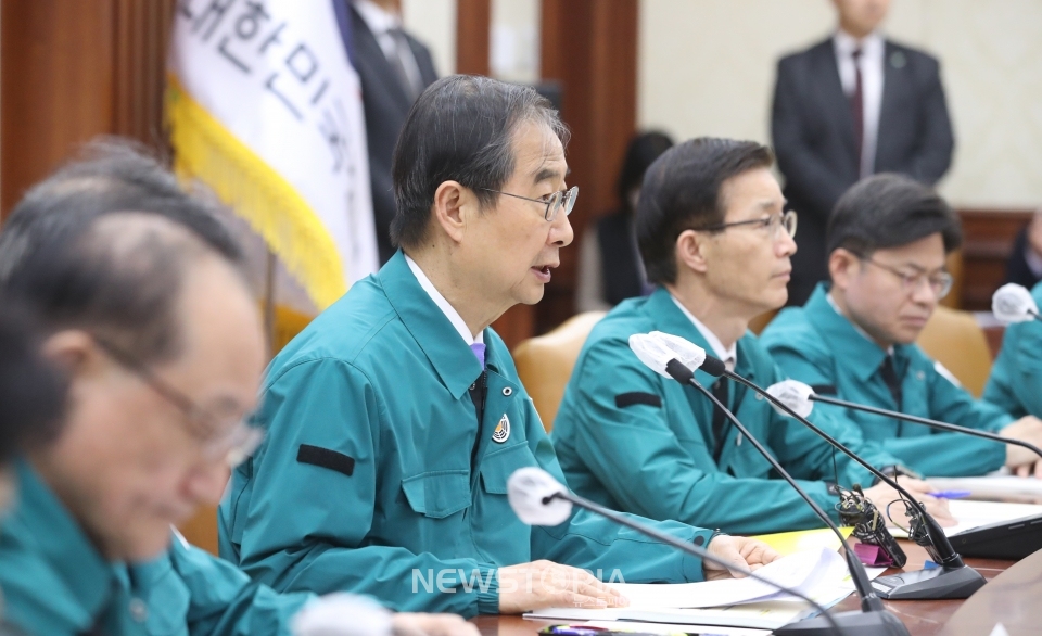 한덕수 국무총리가 28일 서울 종로구 정부서울청사에서 열린 중앙안전관리위원회에 참석해 발언하고 있다. ⓒ뉴시스