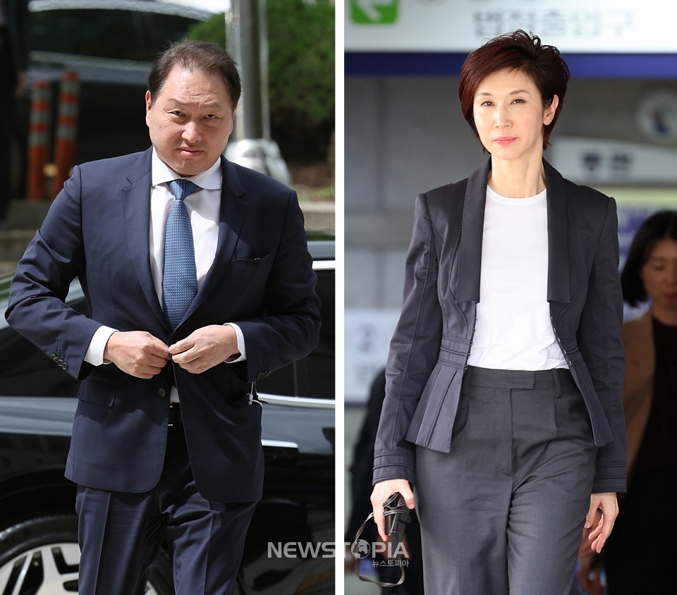 최태원(왼쪽사진) SK그룹 회장이 16일 오후 서울 서초구 서울고등법원에서 열린 최태원-노소영 이혼 소송 항소심 2차 변론에 출석하고 있다. 노소영 아트센터 나비 관장이 변론을 마친 뒤 법원을 나서고 있다. 2024.04.16.ⓒ뉴시스